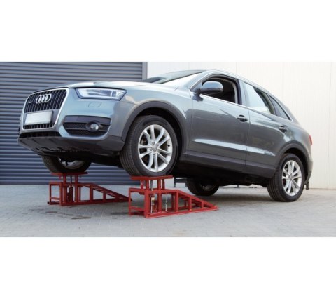 NAJAZD SAMOCHODOWY RAMPA RAMPY PODJAZ PODNOŚNIK HYDR 4 TONY