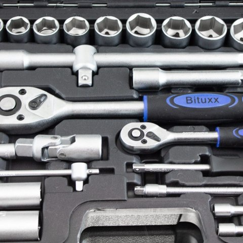 Kompletny zestaw narzędzi 94 el. w walizce – nasadki, grzechotki, bity i przedłużki, stal chromowo‑wanadowa Cr‑V