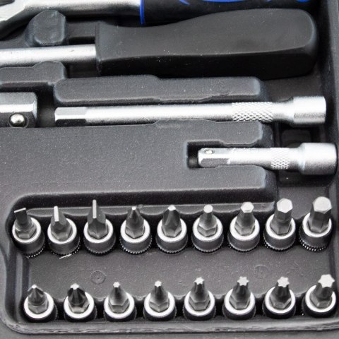 ZESTAW NARZĘDZI BITUXX 82 ELEMENTY NASADKI BITY TORX W WALIZCE