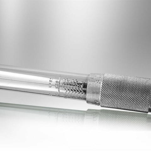 Kompletny zestaw kluczy dynamometrycznych 1/2″ z nasadkami do felg – stal Cr-V, zakres momentu ~ 28-210 Nm