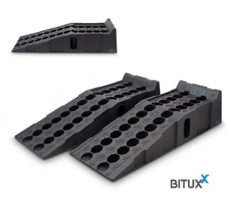 Zestaw ramp najazdowych 2 szt. HDPE nośność 7000 kg 180 × 265 mm