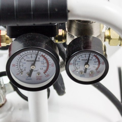 KOMPRESOR POWIETRZA BEZOLEJOWY SPRĘŻARKA 24 L