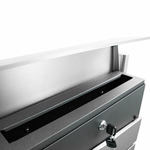 NOWOCZESNA SKRZYNKA NA LISTY POCZTOWA WOLNOSTOJĄCA METALICZNA ZE STALI NIERDZEWNEJ